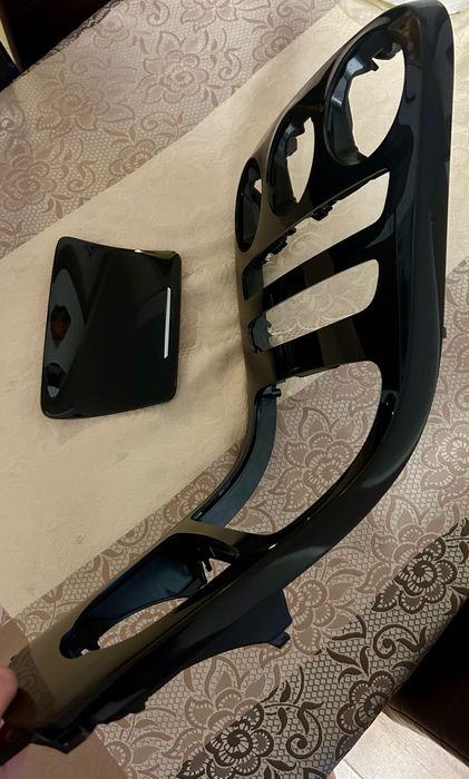 Конзола за Mercedes C classe W205 (C класа 2017)