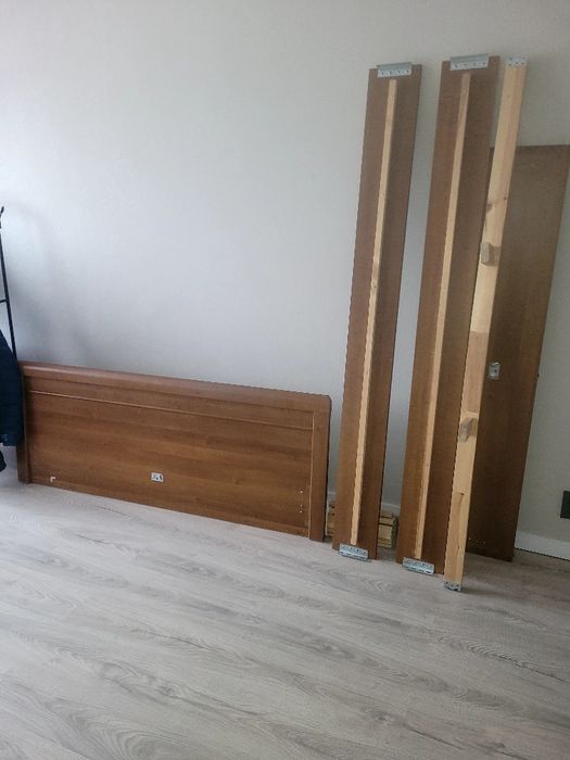 Продам двухспальную  кровать