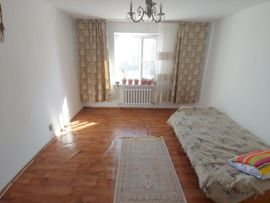 Сдаётся 1ком в мкр Болашак,  с мебелью