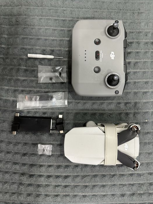 Квадрокоптер DJI  (комплект с кейсом)