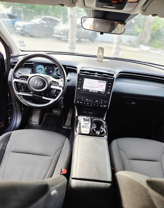 Hyundai Tucson 1.6 T-GDI HEV (230 к.с.) 4х4 | Пълен Хибрид | Гаранционен | 1-ви собственик.