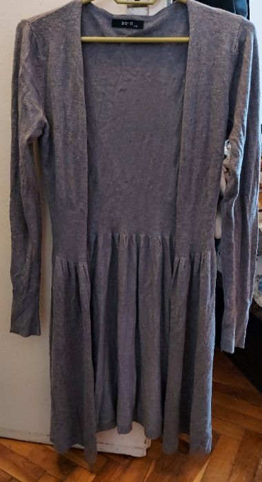 Дамска сива жилетка