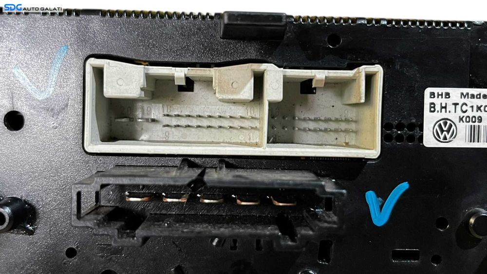Panou Modul Unitate Comanda AC Aer Conditionat Clima Climatic Volkswagen Tiguan 2007 - 2013 Cod 1K0820047CB 5HB008719 [LC0593]