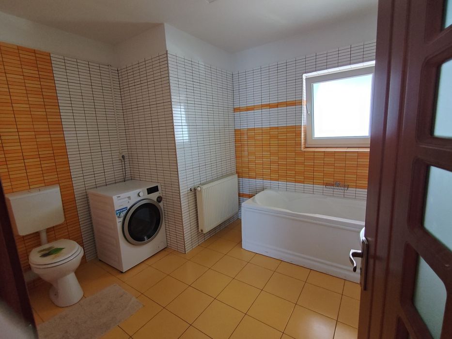 Duplex de închiriat