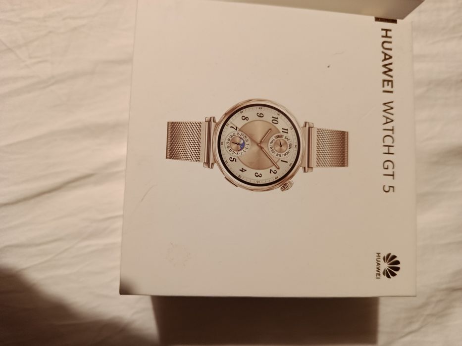 ПРОДАВАМ Smart Eatch Huawei GT5 41mm GOLD
