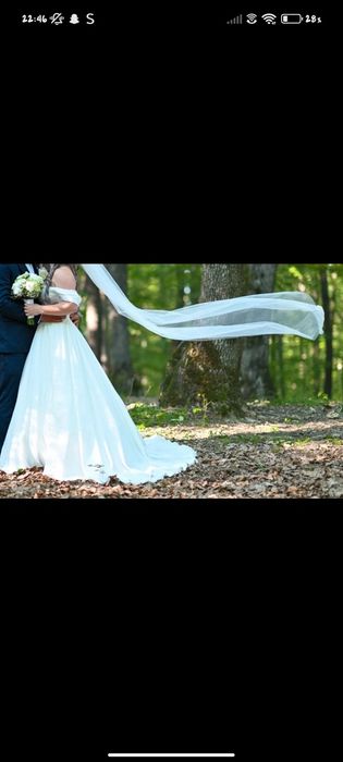 Rochie de mireasa + voal și cronolinaa de 2