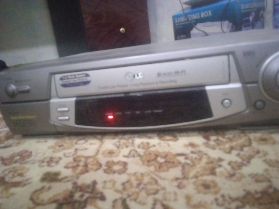 Продам LG VHS видеомагнитофон