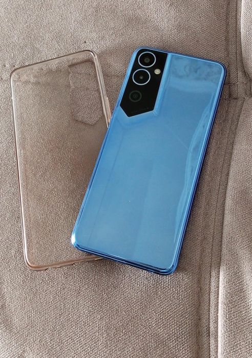 Смартфон  продам