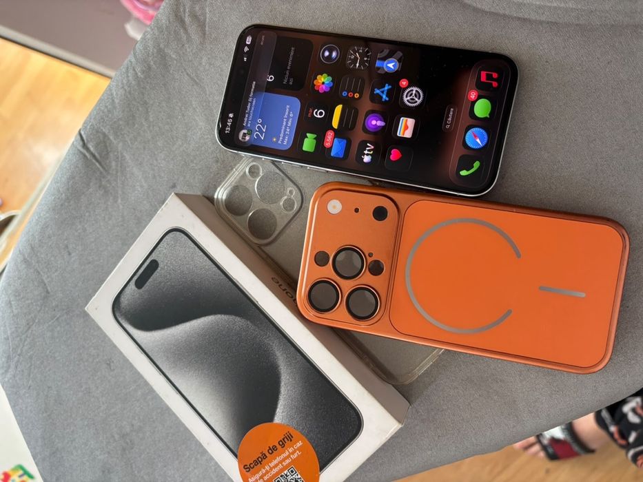 Vand iPhone 15 Pro Fullbox Impecabil