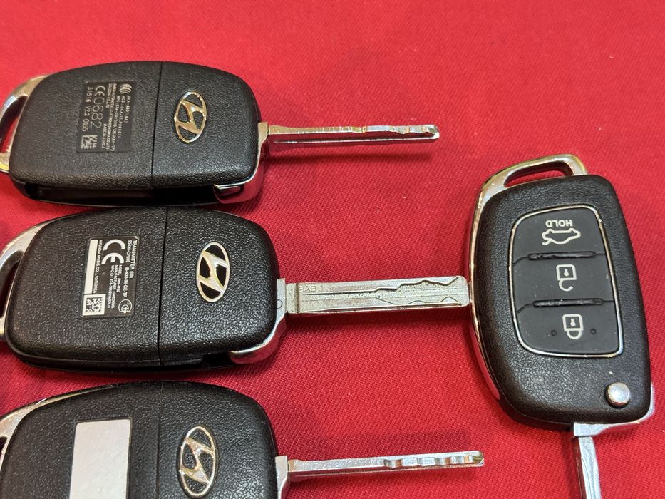 Ключ за Hynday  Santa Fe IX35/ I20/ I40 оригинален сгъваем с 3бутона