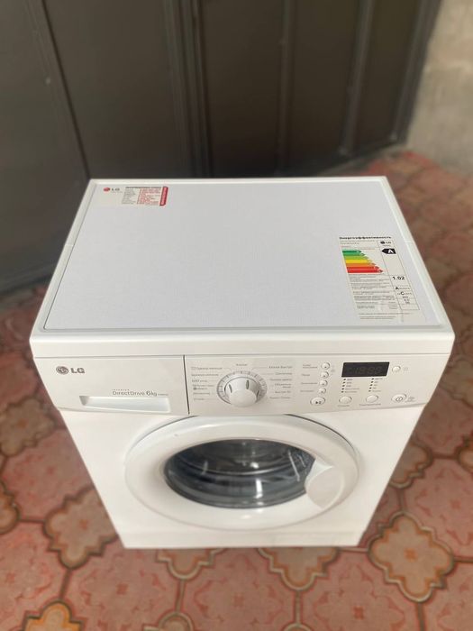 LG 6 кг. Инвертор