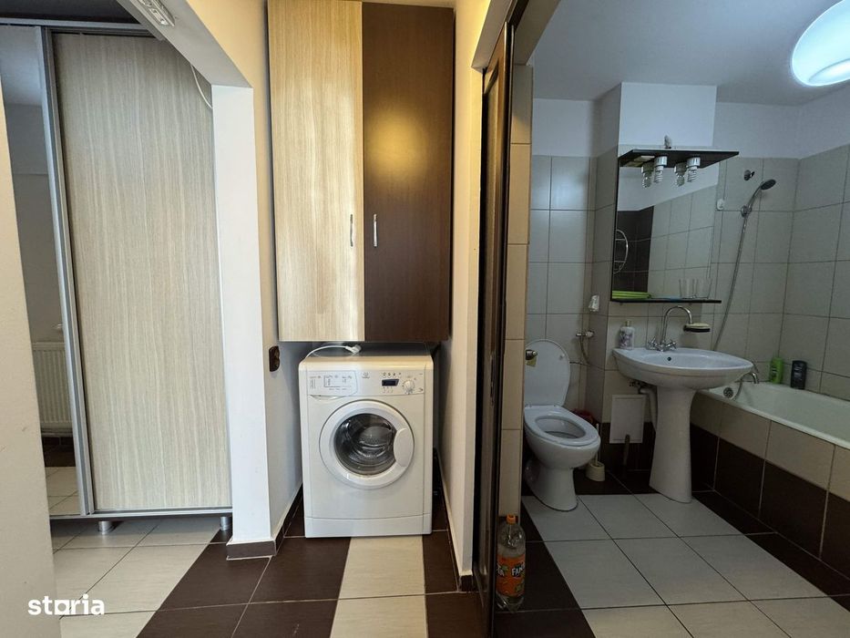 3 cam, decomandat, 60mp, et.4 cu acoperis,  mobilat+utilat, zona D-uri