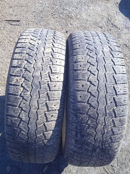 Maxxis 235/65R17