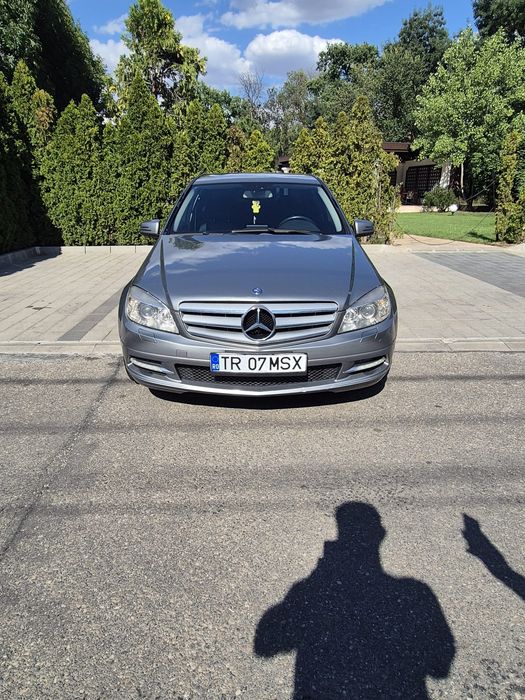 MERCEDES-BENZ C-Class 2011 — imagine 4