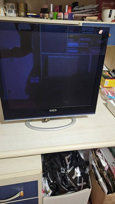 Монитор 19 инча за компютър Xerox