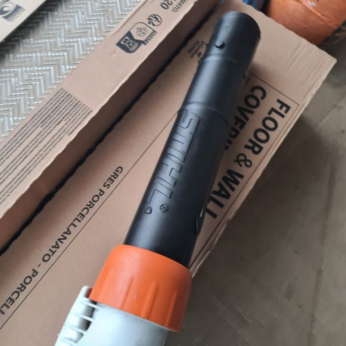 Suflanta Stihl SHE 82 defectă