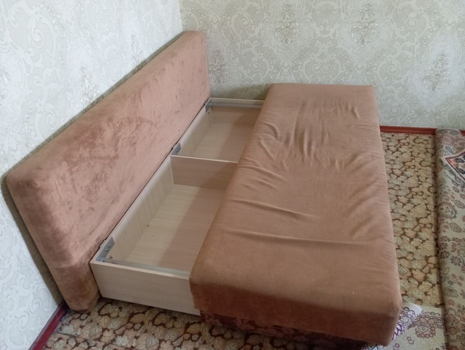 Диван компактный!