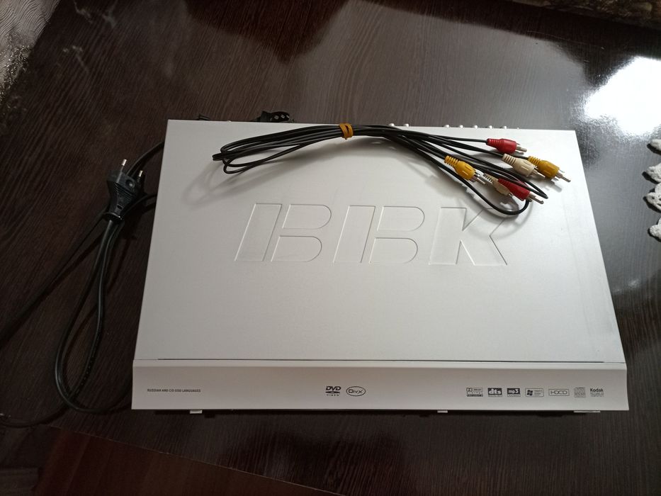 DVD и SD  плеер.