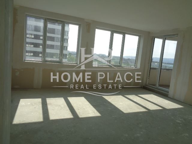 Продава се Тристаен апартамент в Варна, Трошево - 115 кв.м за 1057 €/кв.м - Снимка #2