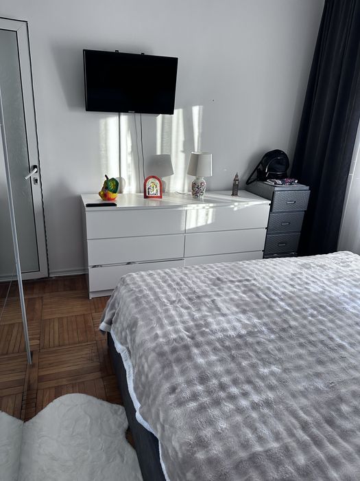 Vand apartament!