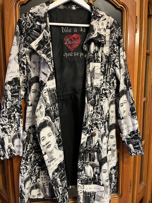 Pardesiu dama primavara model deosebit