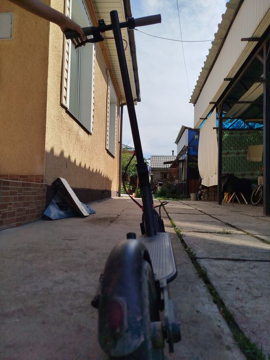 Продам электросамокат