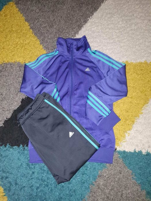 Дамски анцуг Adidas