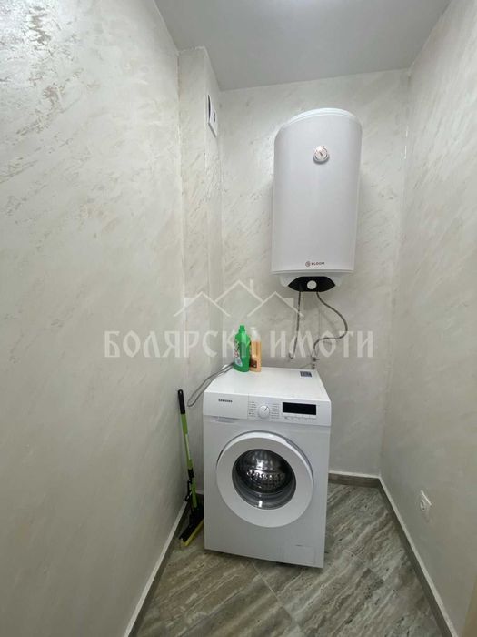 Продава се Двустаен апартамент в Велико Търново, Зона Б - 75 кв.м за 1071 €/кв.м - Снимка #14