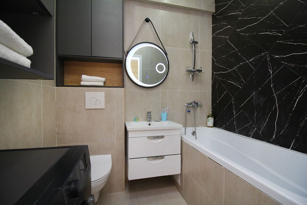 City Plus. 2 ком люкс посуточно рядом озером Сайран