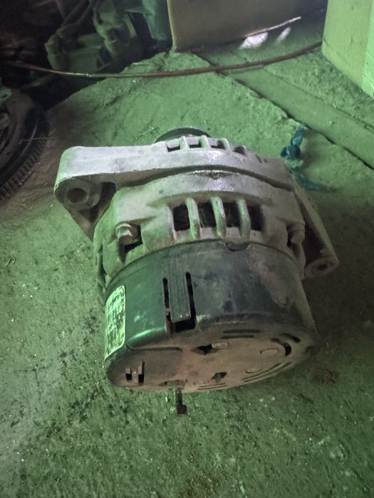 Продам генератор на ваз 9,09,10,14