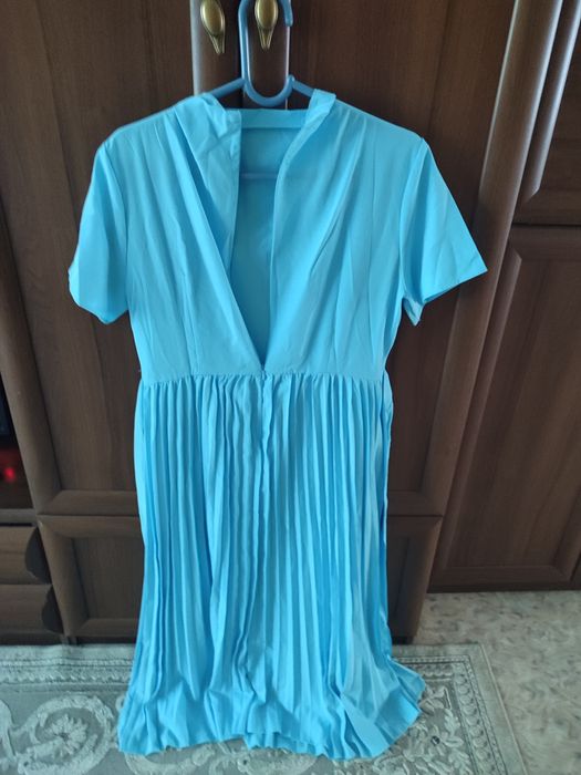 Женское нарядное платье