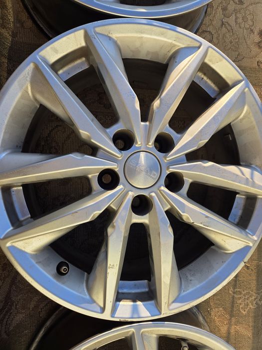 Продам диски титановые