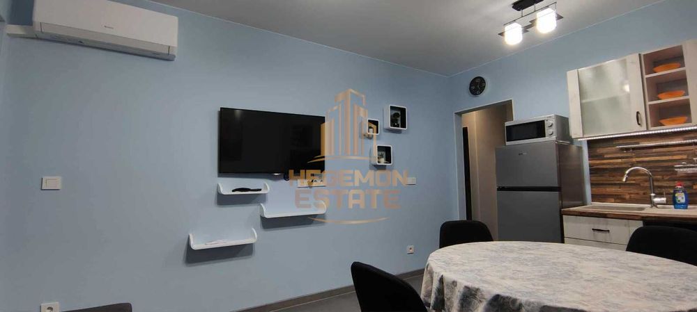 Продава се Двустаен апартамент в Варна, Изгрев - 50 кв.м за 1990 €/кв.м - Снимка #3