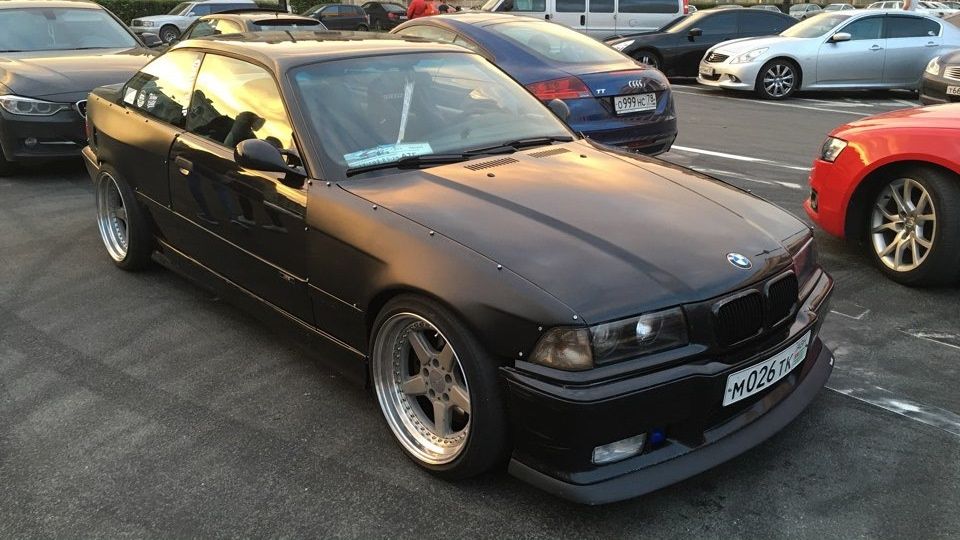 Пластиковые крылья БМВ е36 купе тюнинг