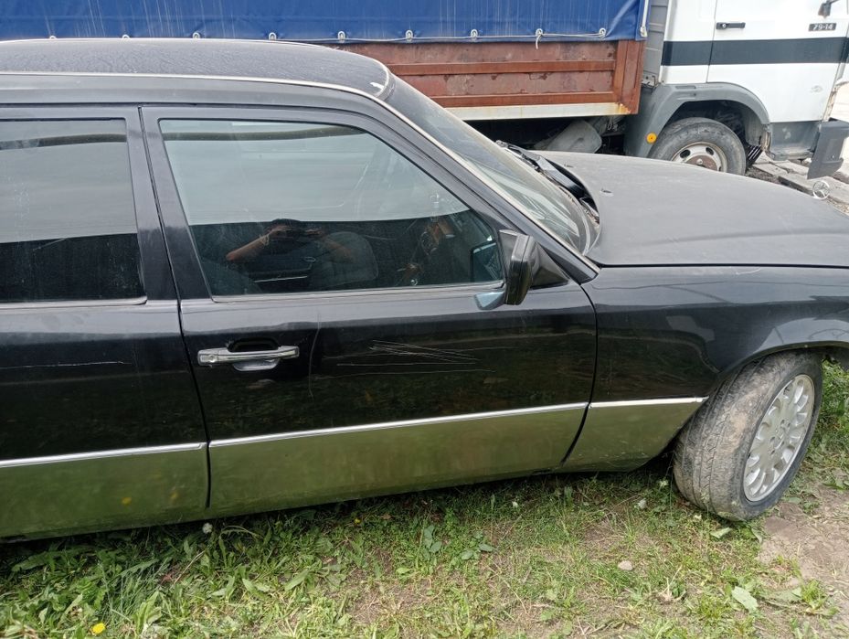 Продам 124 Мерседес