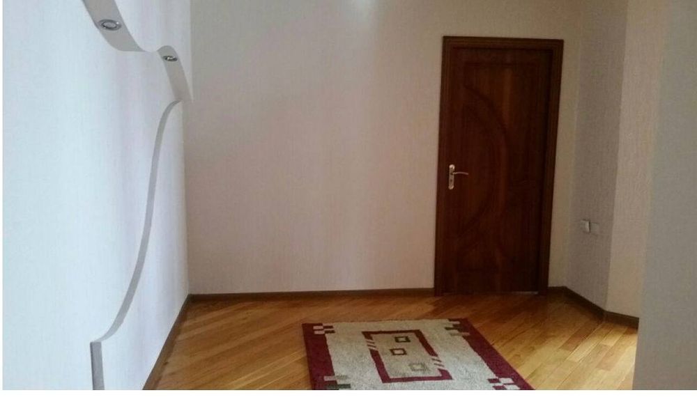 ДАРХАН(м.Хамида Олимжана)! Дешёвая цена! Риэлтор!