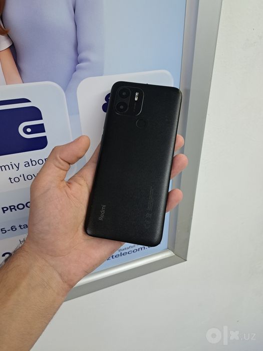 Продам Redmi A2 plus память 64gb