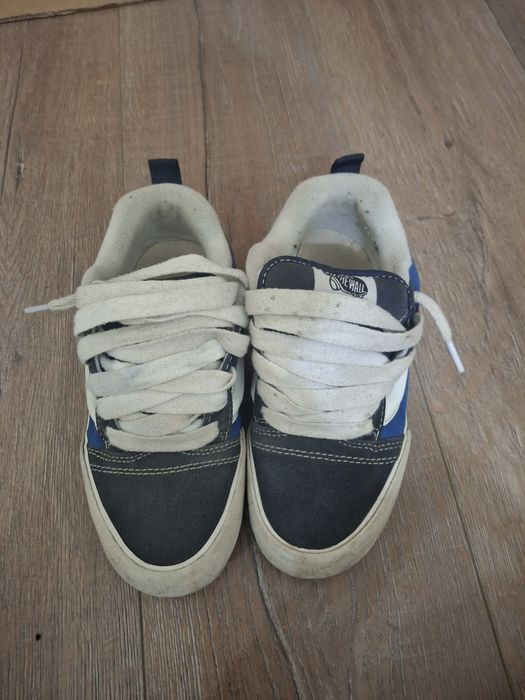 Продаётся кроссовки Vans knu skool