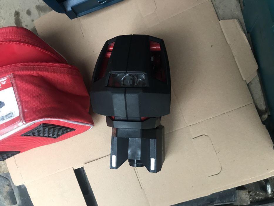 Nivela laser SOLA tip QUBO PROFESSIONAL Impecabila