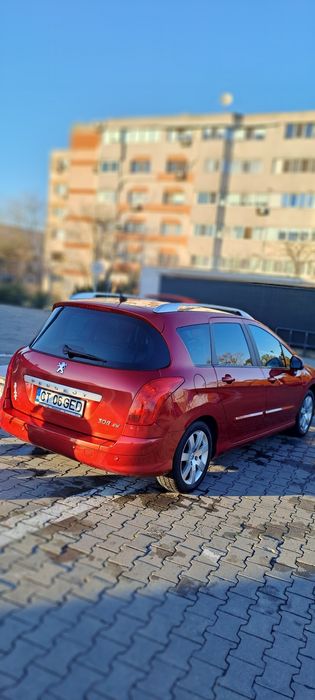 Peugeot      308