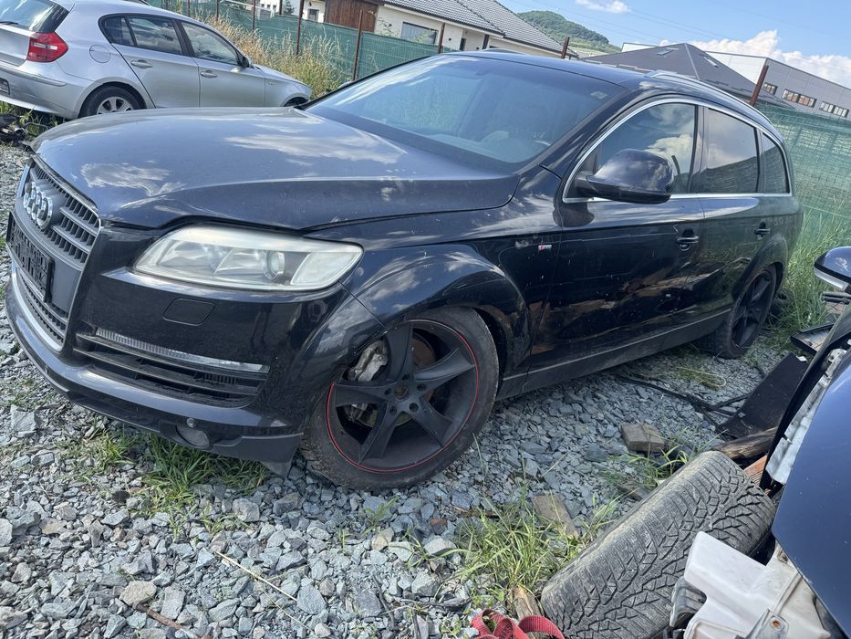 Dezmembrez piese Audi Q7 2007 BUG 3.0tdi euro 4