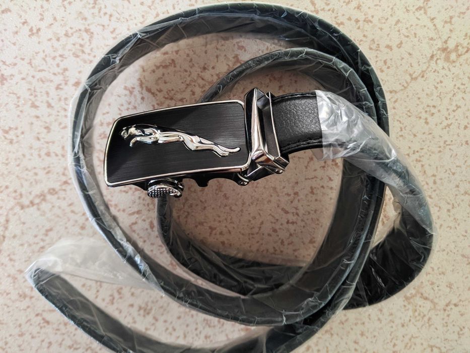 Мъжки кожен колан с автоматична тока и плочка