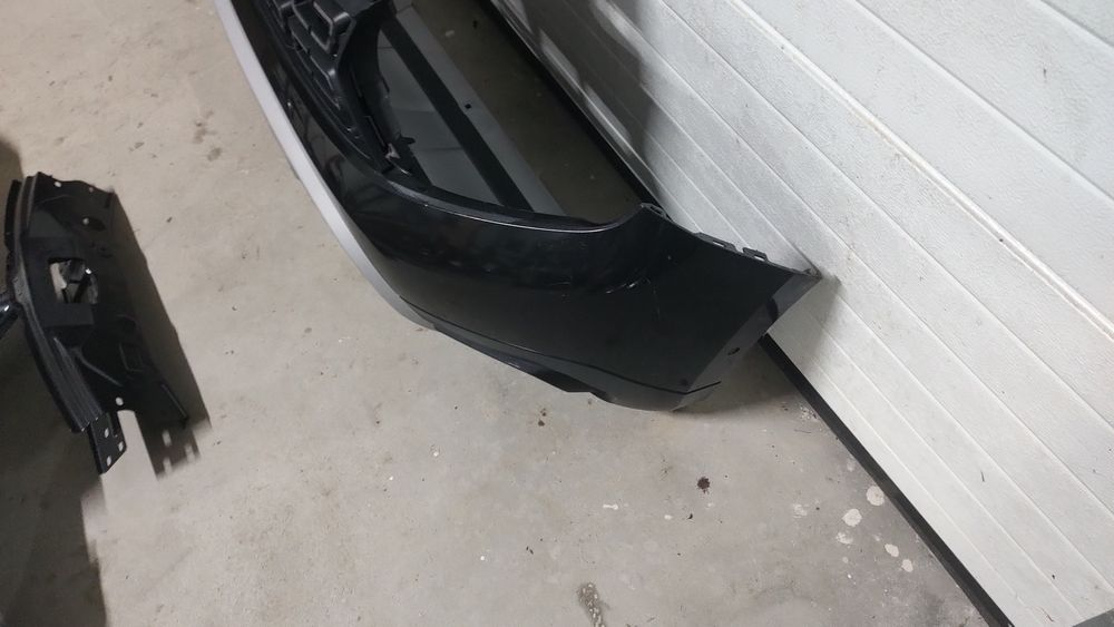 Bara fata , faruri, trager, traversa,volet Dacia Duster 2018,2019