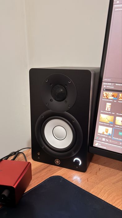 Yamaha HS4 — студийные мониторы (пара) почти новые