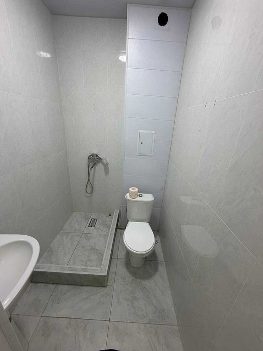 СРОЧНО !! Продается квартира в Яшнабаде 1/6/8 ( 44 кв/м) ЖК Azia House