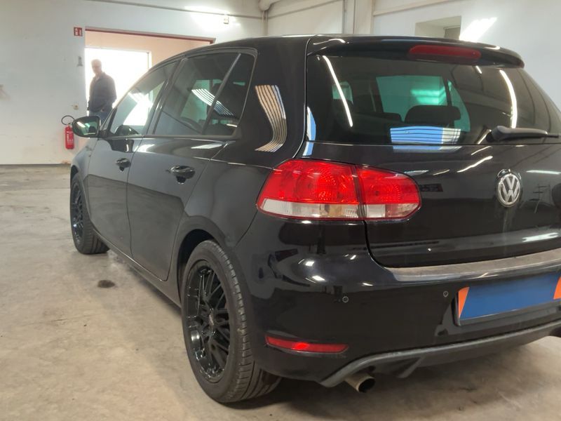 Volkswagen Golf VI 1.6 TDI Match 2012