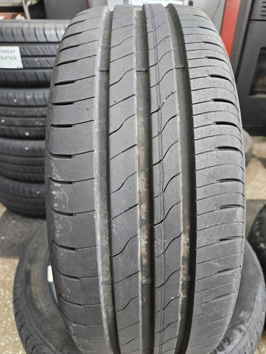2бр 195/50/16 GOODYEAR 7мм грайфер дот:21г безплатен монтаж
