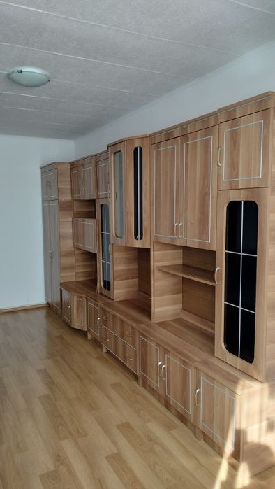 Inchiriez garsonieră Bartolomeu. Exclus intermediari.