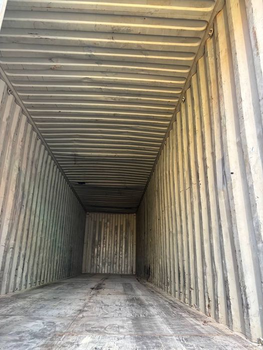 Пустой контейнер