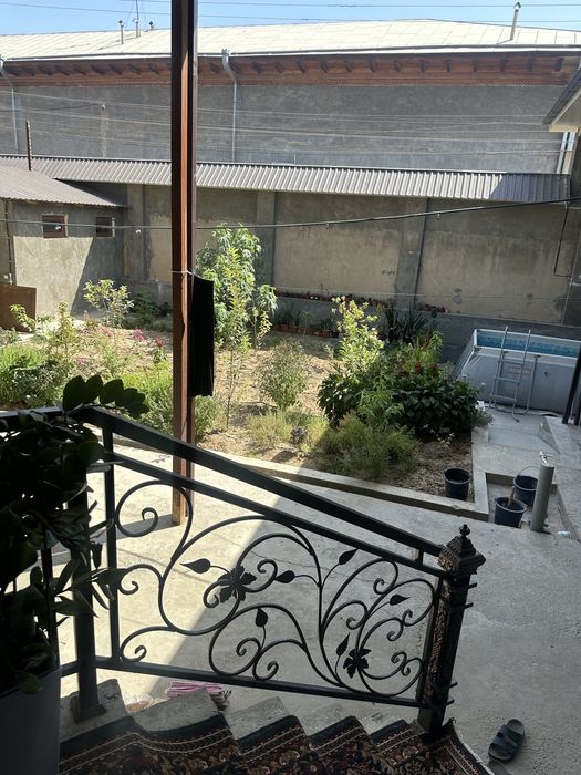 4 sotix faqat fasad ishlari qolgan. 7 hona 2 ta hol. Podvolda 2 ta hon